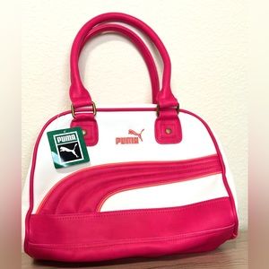 Absolutely New (with tag) beautiful Puma foundation bag.